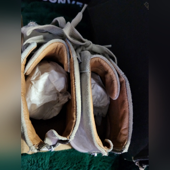 Frye suede ladies sneaker - Picture 4 of 4